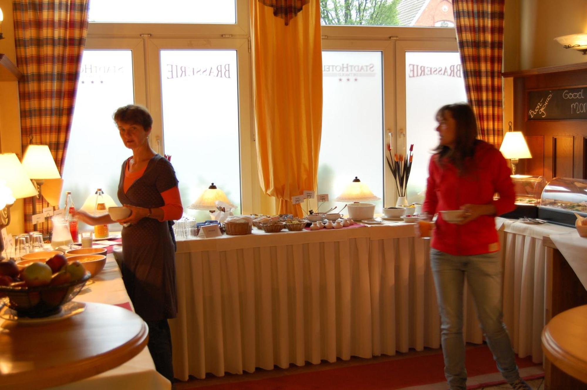 Stadthotel Detmold Eksteriør bilde