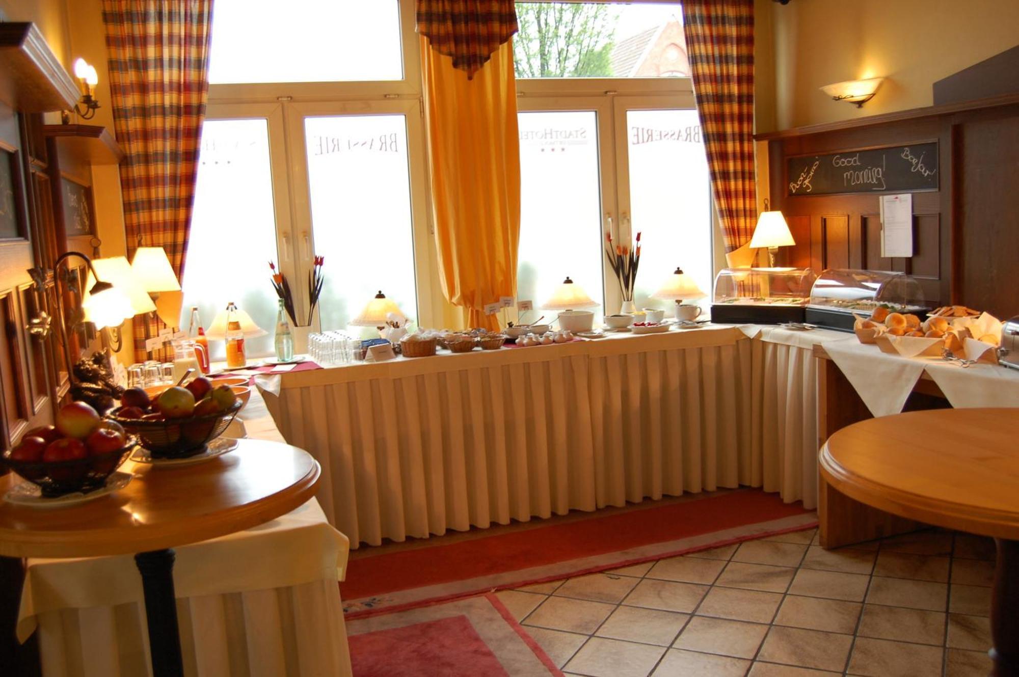 Stadthotel Detmold Eksteriør bilde